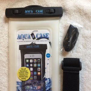 Aqua Case is a FLOATING 100% waterproof pouch NWT